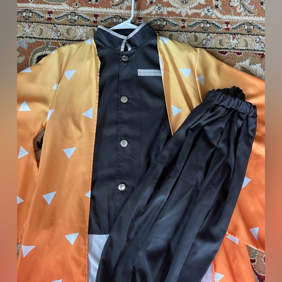 Zenitsu Demon Slayer cosplay - Picture 2 of 3